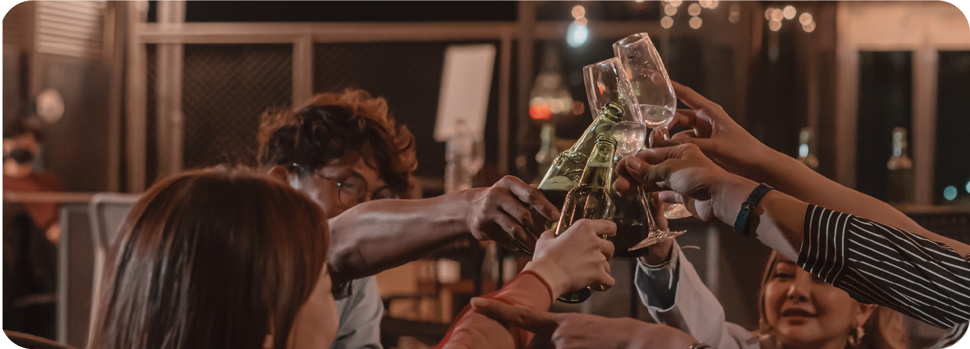 旅行先でご当地飲み会を開催